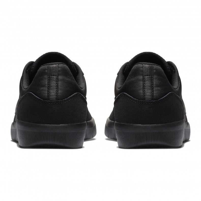 Nike Shoes SB Team Classic - Black/Black-Anthracite