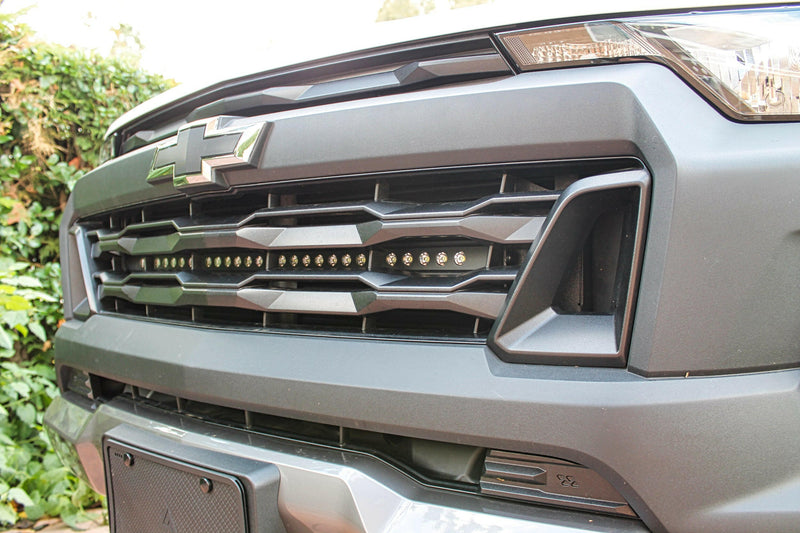 Load image into Gallery viewer, 2023+ Chevrolet Colorado Single 30in Light Bar