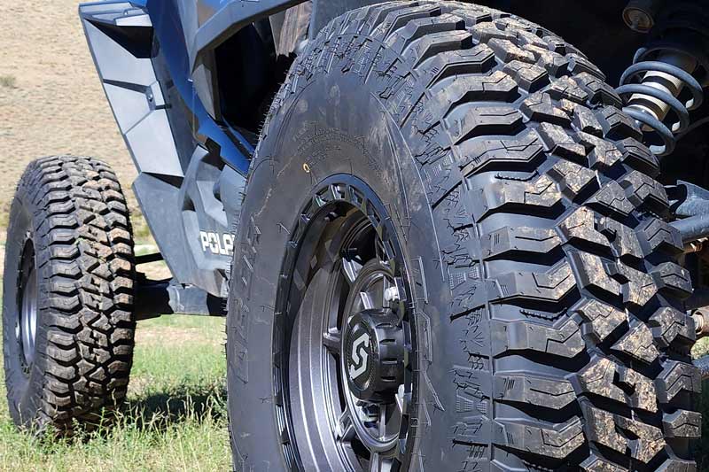 Load image into Gallery viewer, OBOR Tricera tire image