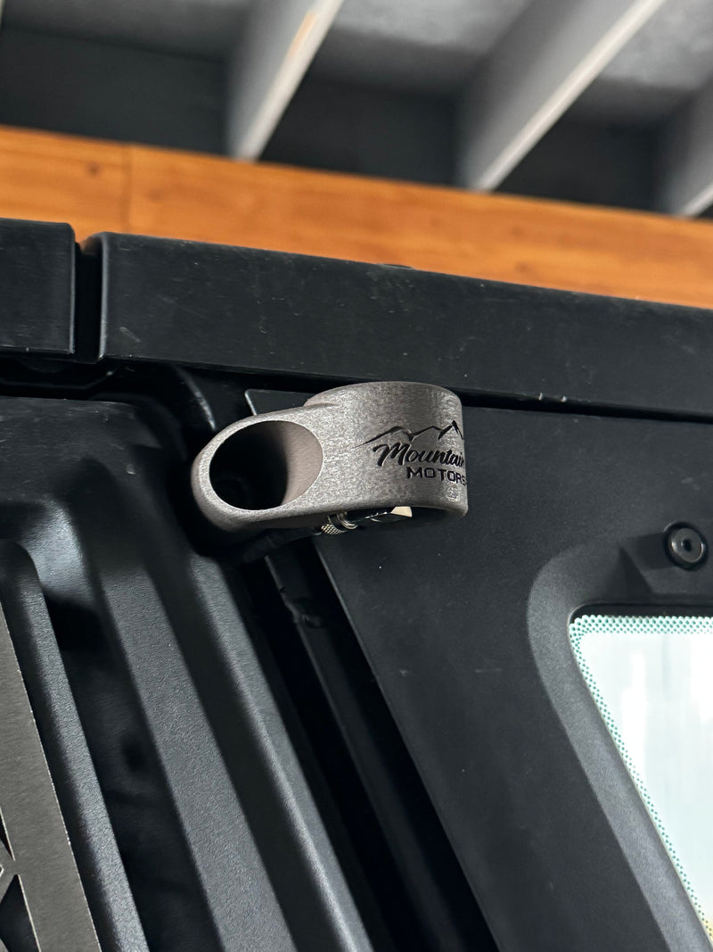 Load image into Gallery viewer, Polaris Xpedition Antenna Mount