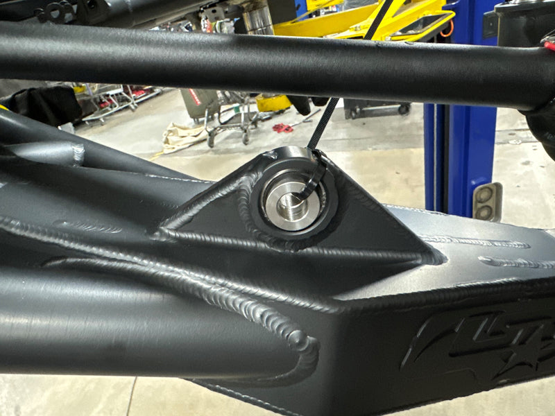 Load image into Gallery viewer, PRO R/ TURBO R LOWER A-ARM AND KNUCKLE KIT