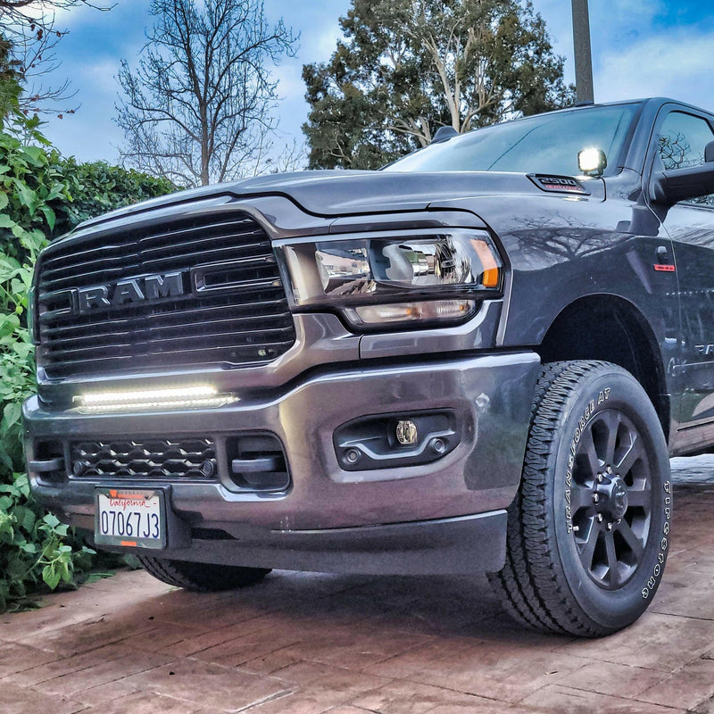 Load image into Gallery viewer, 2019-2024 RAM 2500/3500 30in Light Bar