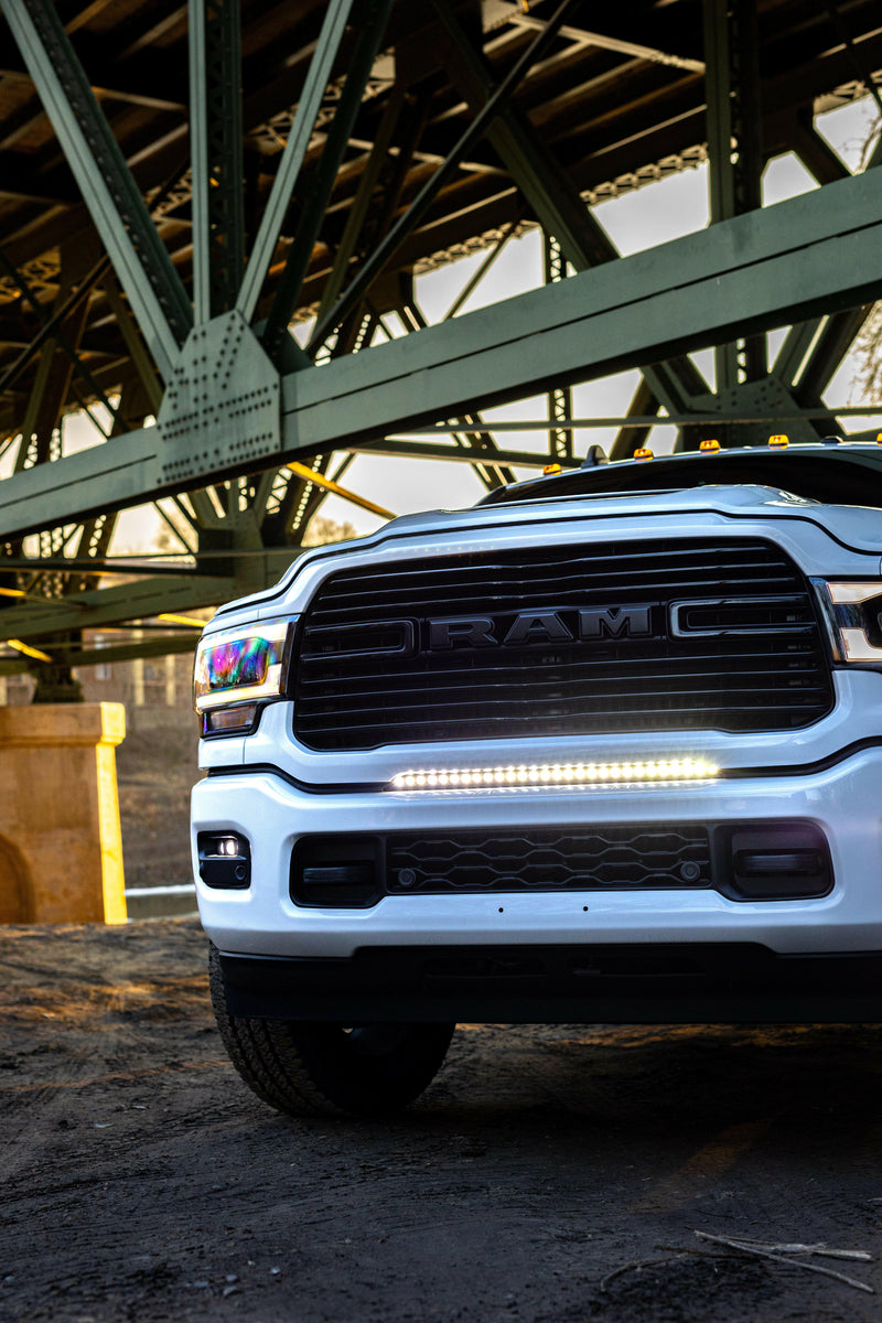 Load image into Gallery viewer, 2019-2024 RAM 2500/3500 30in Light Bar