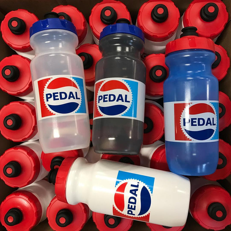 Load image into Gallery viewer, Retro Pedal 21oz Water Bottle with MoFlo Cap