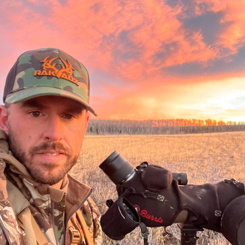 Load image into Gallery viewer, Solo RakBuck Camo Flex Hat - Leather Patch