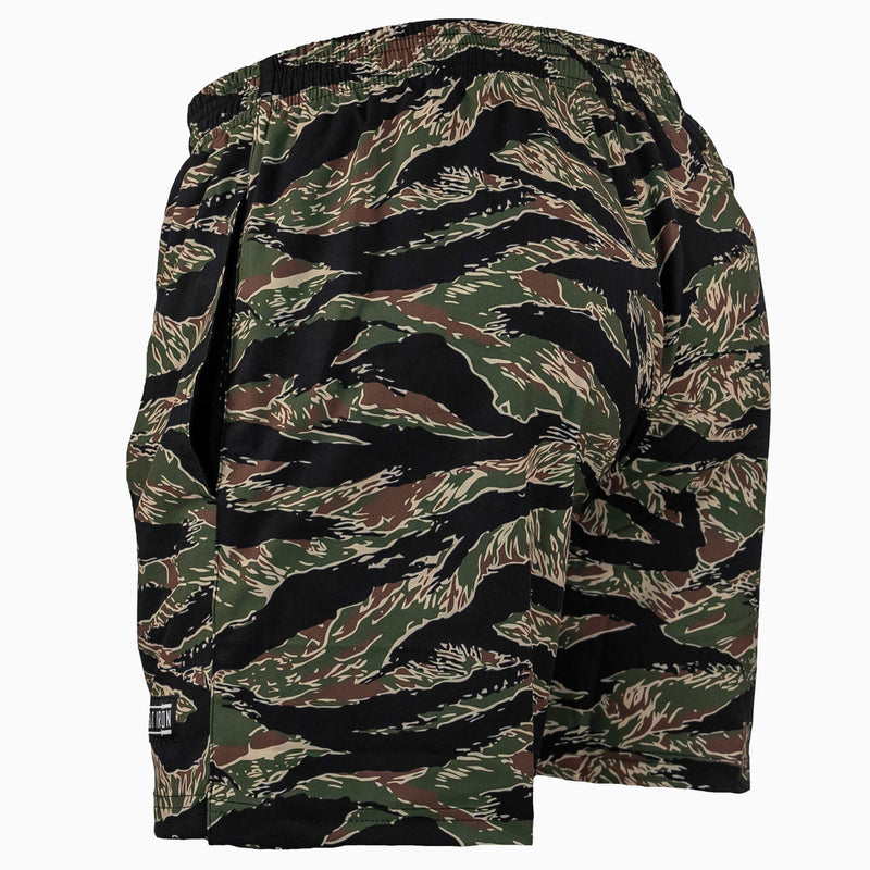 Load image into Gallery viewer, Men's V3 Performance Training Shorts | 5.5"