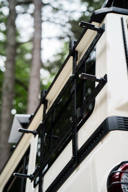 Load image into Gallery viewer, Recovery Board Carrier - Universal Mount - MaxTrax MKII & Lite