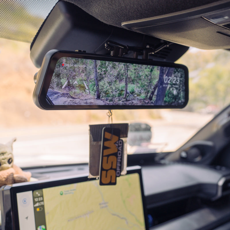 Load image into Gallery viewer, Wolfbox G900 TriPro Bumper Dash Cam