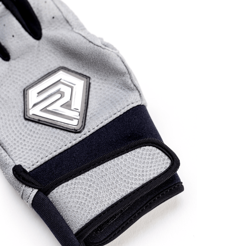 Load image into Gallery viewer, Youth Fastpitch Batting Gloves - Grey and Black