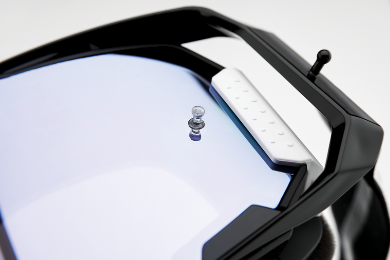 Load image into Gallery viewer, 100% Armega Goggles - Black - Silver Flash Mirror 50005-00001
