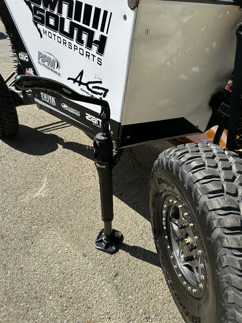 Load image into Gallery viewer, CarbonPro Compact Hydraulic Jack with Mounting Clamps MLH 40''
