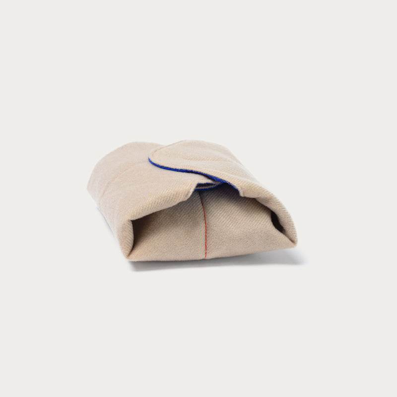 Load image into Gallery viewer, Padded Camera Wrap -16"x16" &amp; 19"x19"
