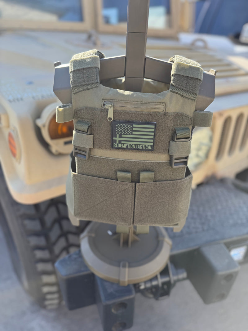 Load image into Gallery viewer, 8x10 Level IV Recon 2.0 Armor Kit (Pair Level IV 8x10 Plates or Bundle 8x10 Plates +Recon 2.0 Carrier)
