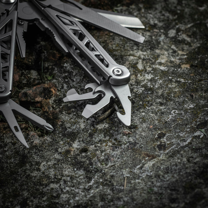 Load image into Gallery viewer, M‑Tac Multitool Type 3
