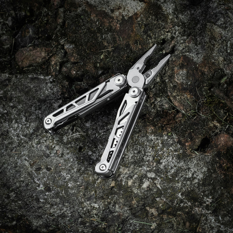 Load image into Gallery viewer, M‑Tac Multitool Type 3

