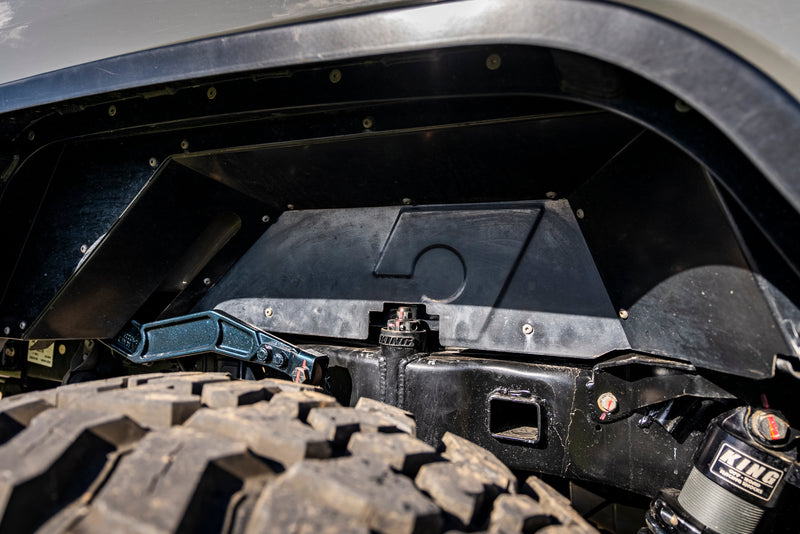 Load image into Gallery viewer, JT Gladiator Rear Inner Fenders
