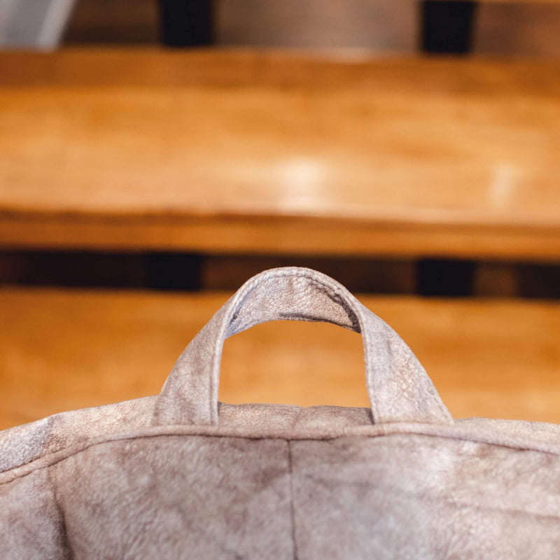 Load image into Gallery viewer, Hug
