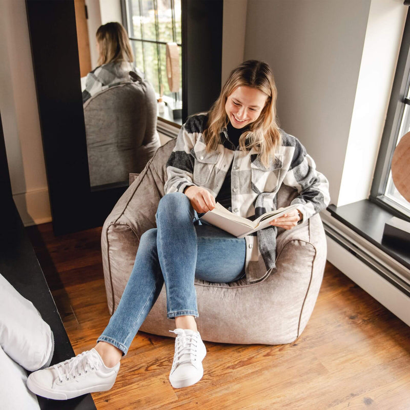 Load image into Gallery viewer, Hug
