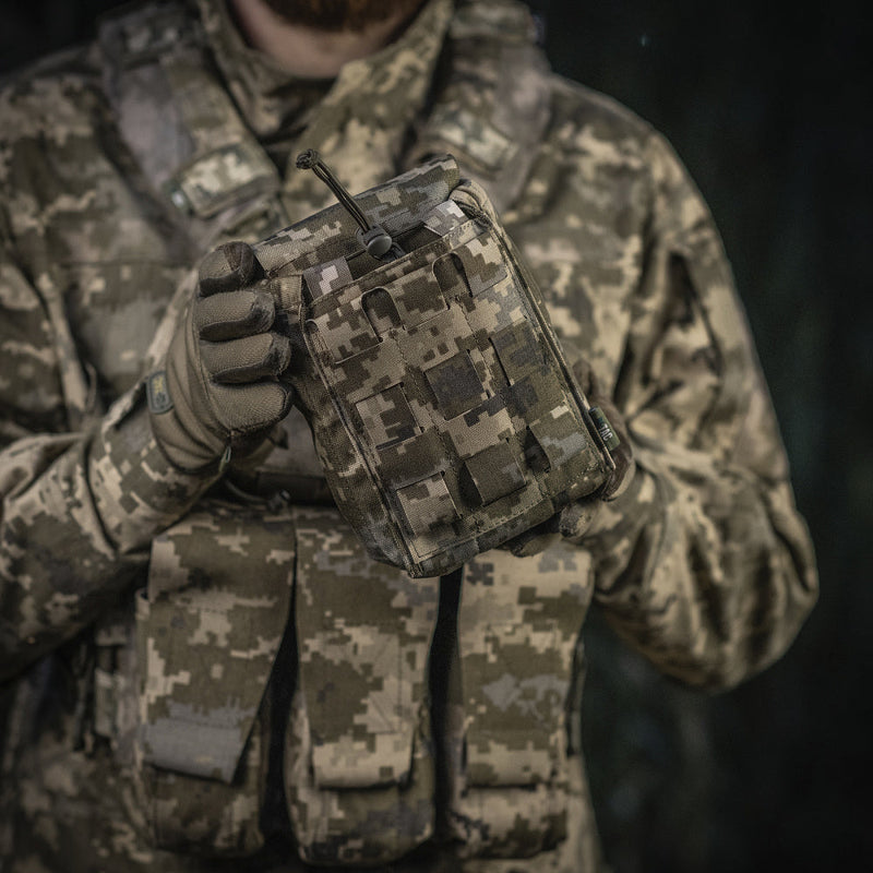Load image into Gallery viewer, M-Tac Medical Pouch Vertical Large Elite
