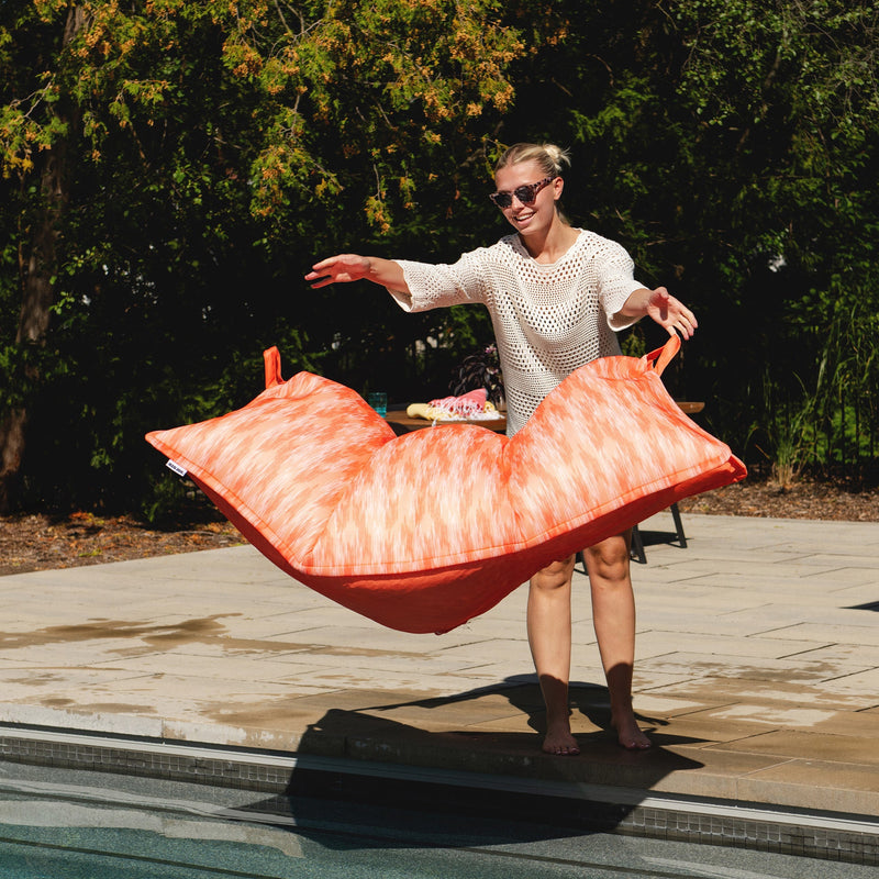 Load image into Gallery viewer, Lagoon Lounger
