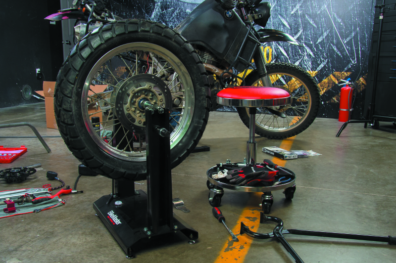 Load image into Gallery viewer, BikeMaster Ultimate Shop Stool w/ Tool Caddy
