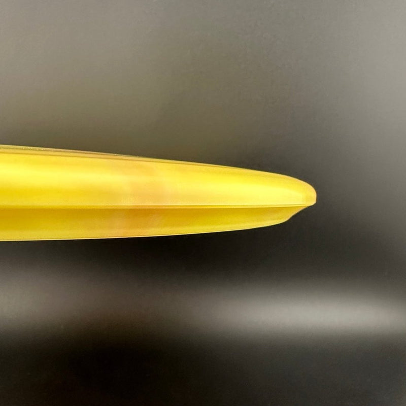 Load image into Gallery viewer, Gold-Ice Burst Claymore - Craftsmanship
