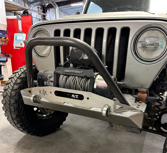 Front Diamond Series Stubby Bumper for Jeep TJ Wrangler (97-06)