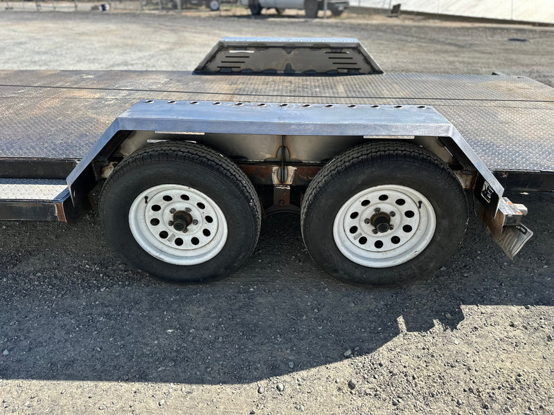 Load image into Gallery viewer, Heavy Duty Weld on DIY Drive Over Trailer Fender Kit Bare Steel - Pair
