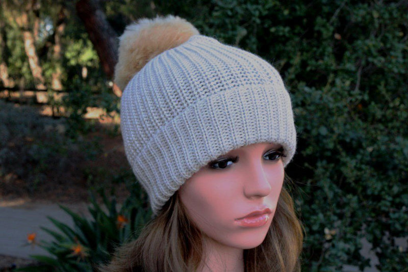 Load image into Gallery viewer, 100% Alpaca Pom-Pom Channel Beanie Hat
