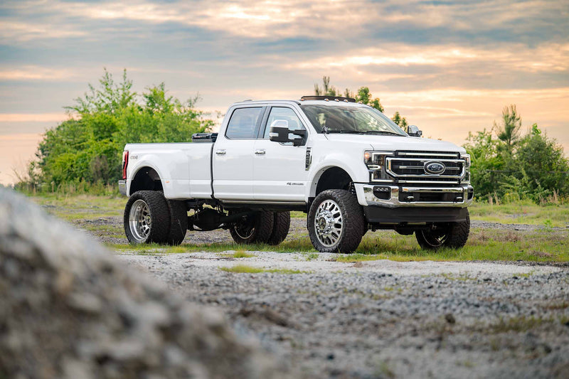 Load image into Gallery viewer, XBG LED Grille: Ford Super Duty (20-22 / Chrome / White DRL)
