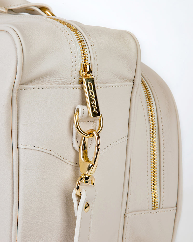 Load image into Gallery viewer, Vintage Leather Handbag White
