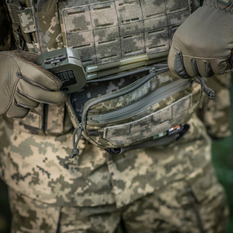 Load image into Gallery viewer, M-Tac Plate Carrier Lower Accessory Pouch Gen.II Small
