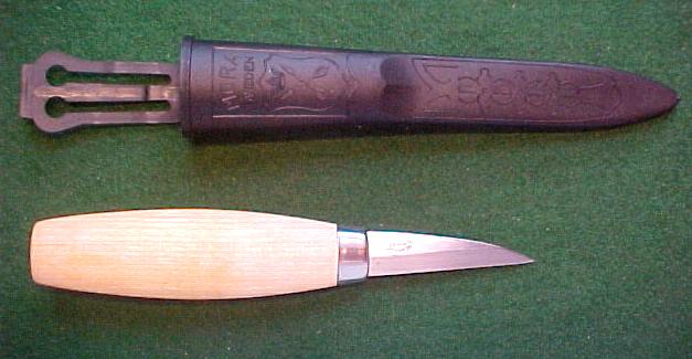 Load image into Gallery viewer, Mora Carving #122 Original laminated Steel
