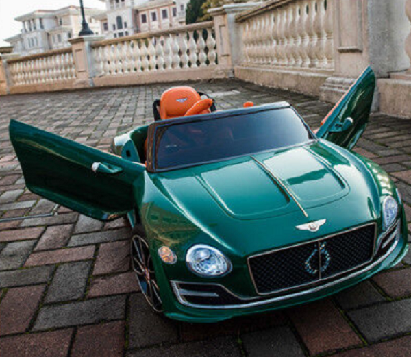 Load image into Gallery viewer, Bentley Style 12V 2.4G Kids Electric Car Ride-on Toy with Remote Control
