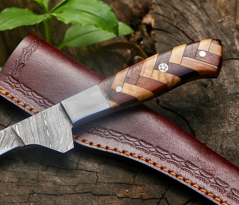 Load image into Gallery viewer, Handmade Damascus Fillet Knife 8” – Rosewood &amp; Olive Wood Handle with Leather Sheath
