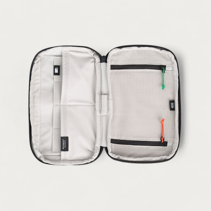 Load image into Gallery viewer, Everything Battery Organizer Pouch
