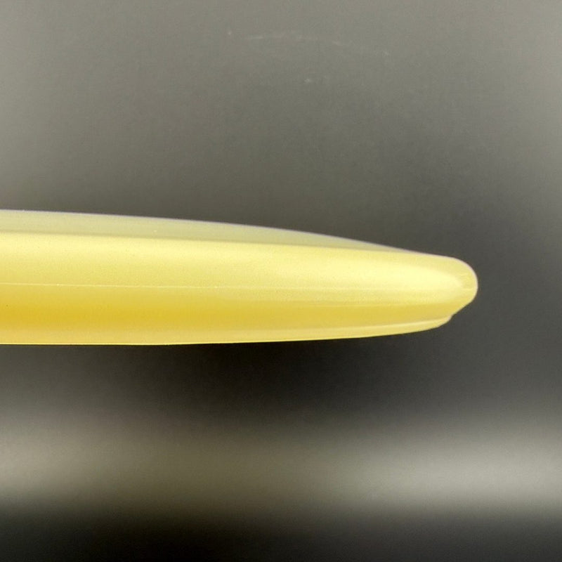 Load image into Gallery viewer, Glow Champion Classic Roc - Penned - F2
