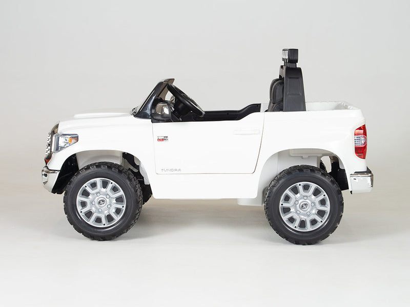 Load image into Gallery viewer, Toyota Tundra Ride On Car For Children W/Magic Cars® Parental Control

