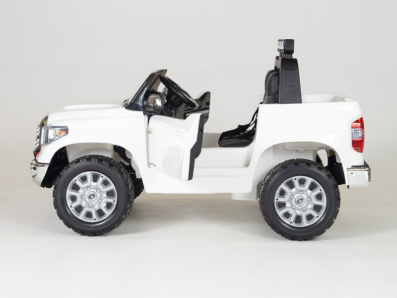 Load image into Gallery viewer, Toyota Tundra Ride On Car For Children W/Magic Cars® Parental Control
