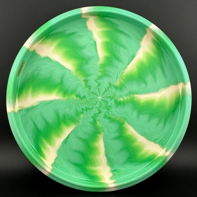 Load image into Gallery viewer, Soft Swirl Focus - DGLO
