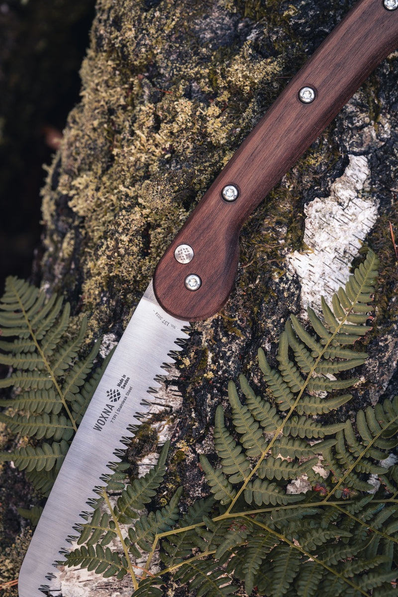 Load image into Gallery viewer, Woxna Ljusnan Foldable Saw 7 inches - Walnut &amp; Stainless Steel
