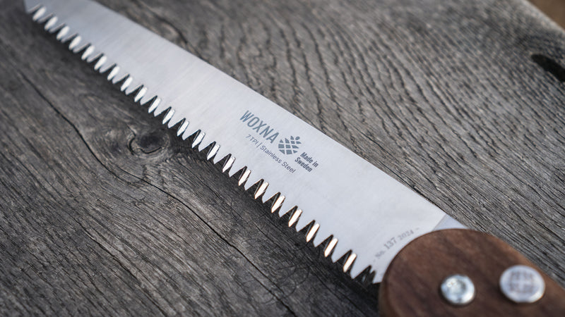Load image into Gallery viewer, Woxna Ljusnan Foldable Saw 7 inches - Walnut &amp; Stainless Steel
