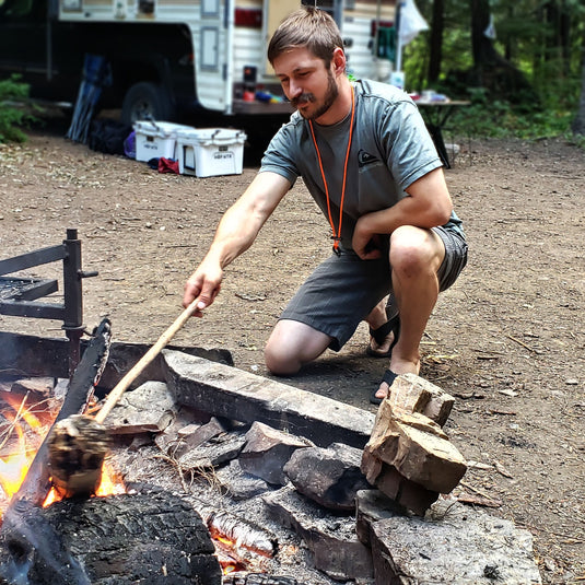 Emergency Fire Starter Necklace - Lightweight Mini Ferro Rod with Steel Claw Striker & Neck Lanyard