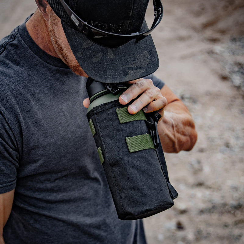 Load image into Gallery viewer, 32oz Compact Battle Bottles
