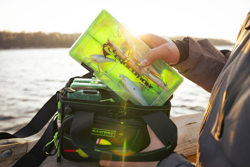 Load image into Gallery viewer, Horizontal 3500 Drift Series Tackle Bag - Green
