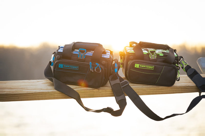 Load image into Gallery viewer, Horizontal 3500 Drift Series Tackle Bag - Green
