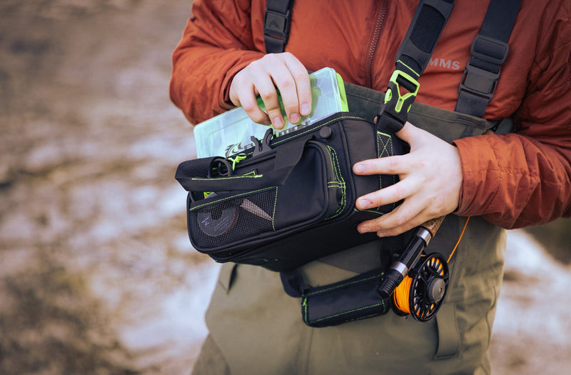 Load image into Gallery viewer, Horizontal 3500 Drift Series Tackle Bag - Green
