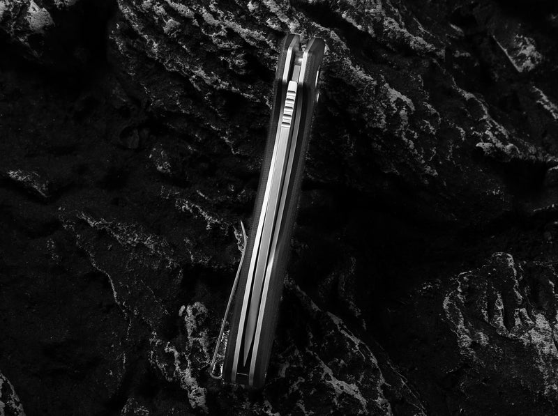 Load image into Gallery viewer, The Vector Folding Pocket Knife Giftset for Men and Women (Black and Silver)
