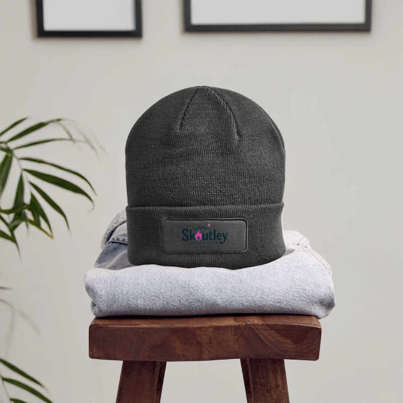Load image into Gallery viewer, Patch Beanie - charcoal grey
