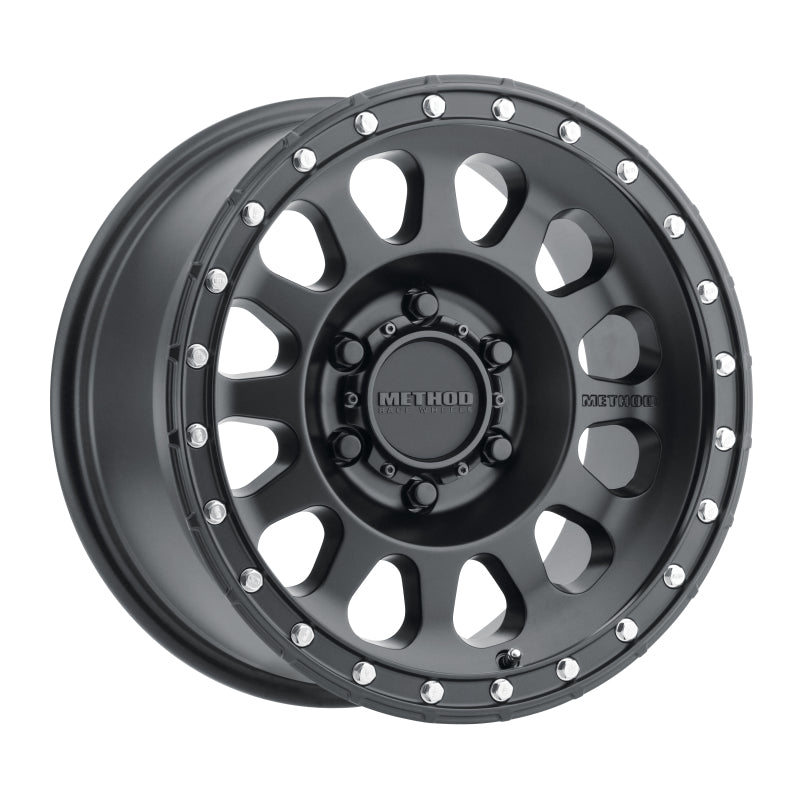 Load image into Gallery viewer, Method MR315 16x8 0mm Offset 6x5.5 106.25mm CB Matte Black Wheel
